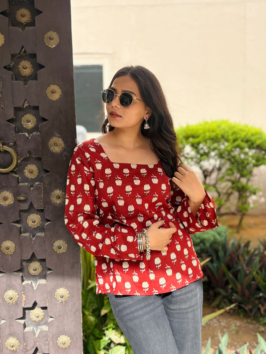 Ravya Square Neck Kurti