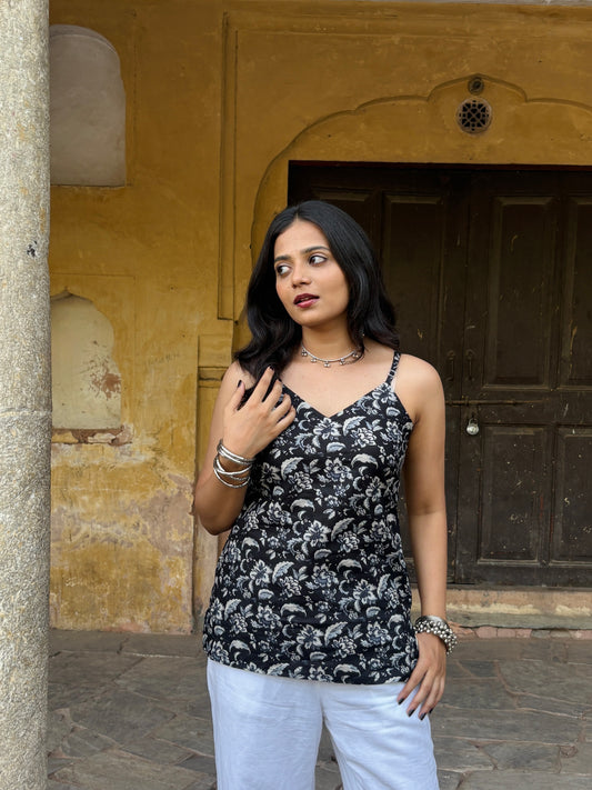 Kalmaya - V neck Strap Kurti