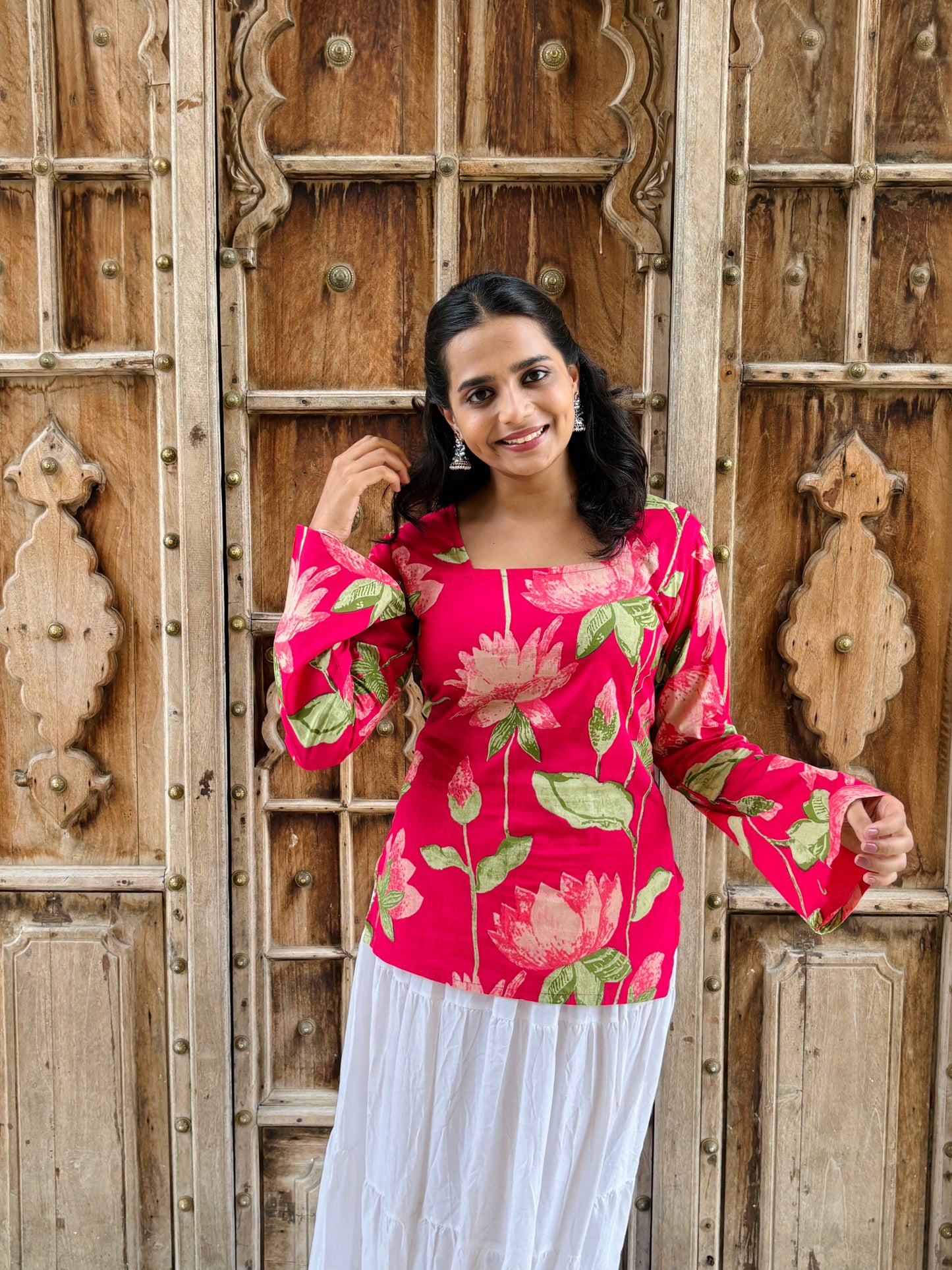 🌸 Gulabiya (गुलाबिया) Square Neck Bell Sleeves Kurti