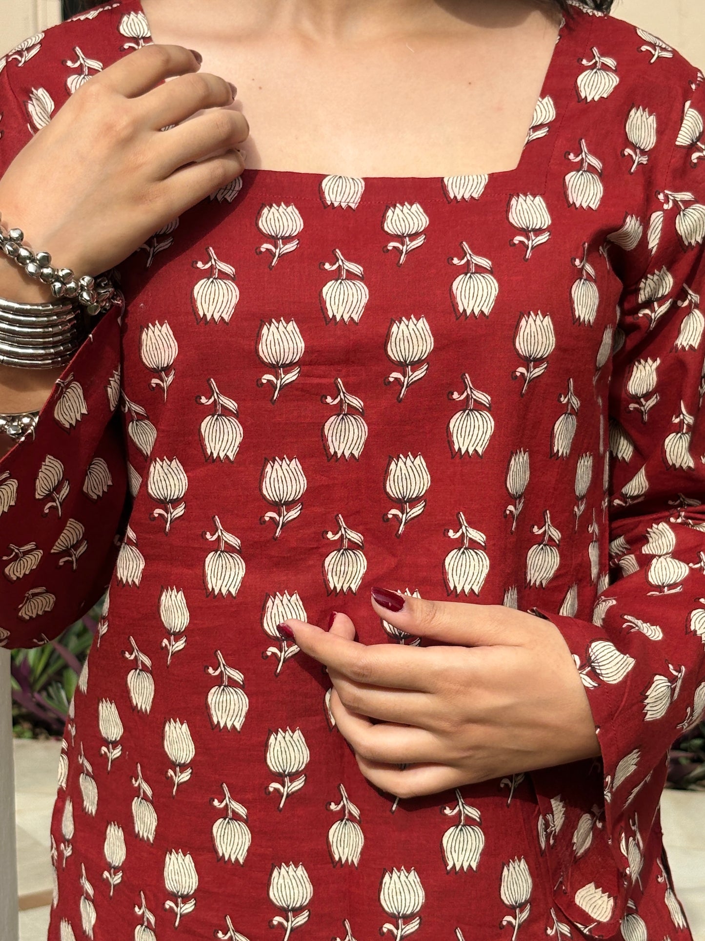 Ravya Square Neck Kurti