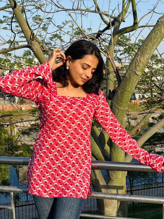 The Madhubala Kurti (Blush Pink Edition)